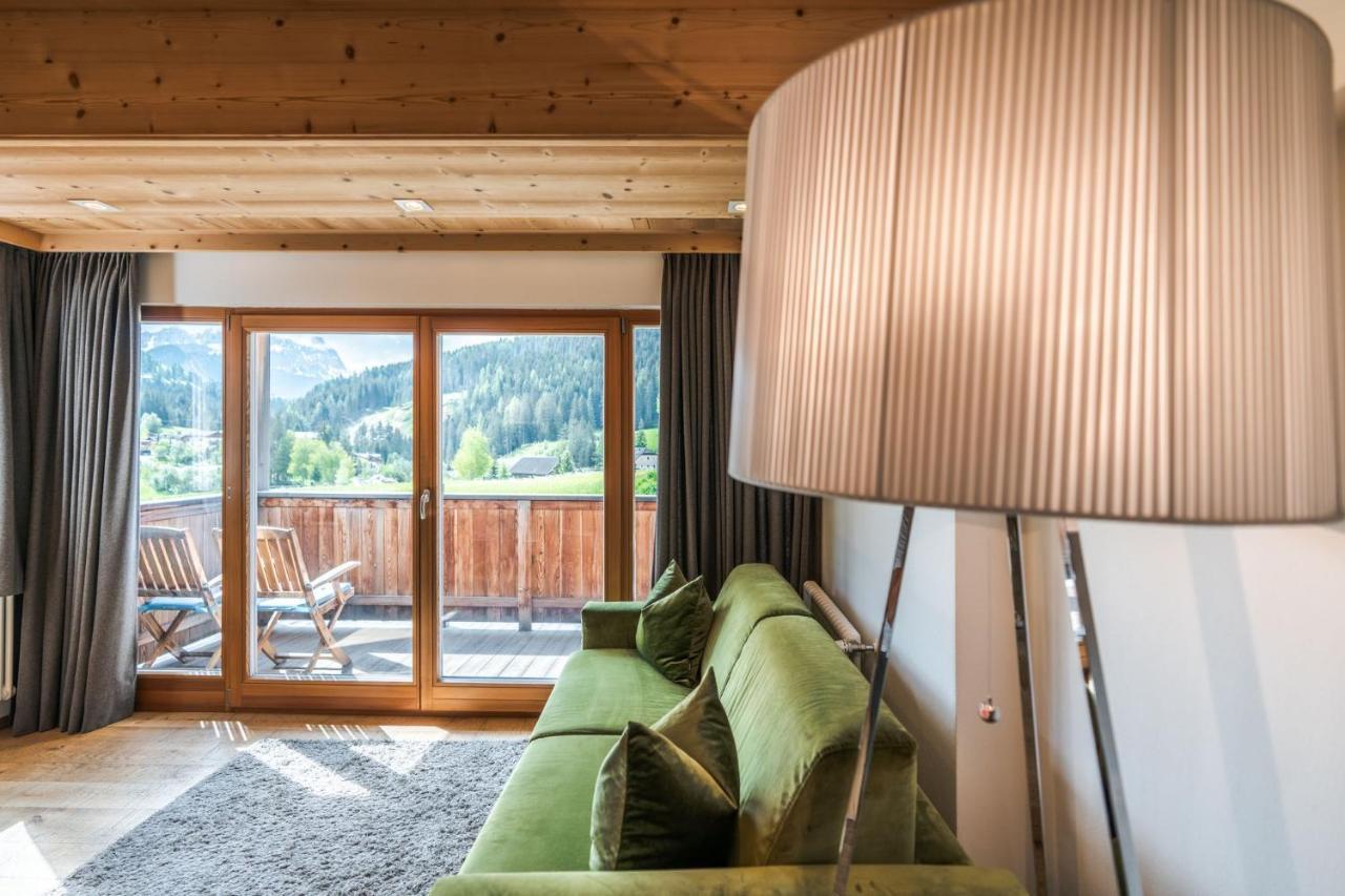 Ciasa Agreiter Aparthotel La Villa  Exteriör bild
